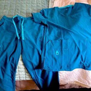 Carhart Women’s Scrub set teal blue